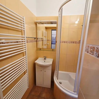 Vermietung einer gemütlichen Wohnung, 42 m², Stadtteil Nivy, Bratislava, Slowakei